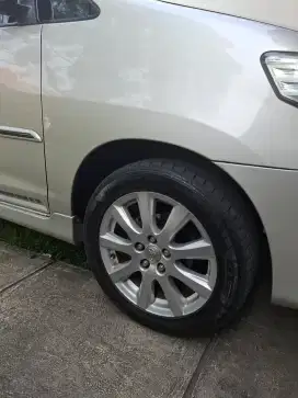 Velg Camry R17 & Ban GT Champiro HPY