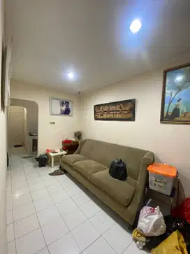 Dijual rumah 1 lt 8 x 15 m2 di Bojong Raya dekat gereja Katolik ada 3