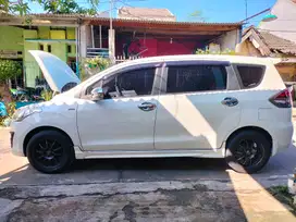 Suzuki Ertiga 2012 Bensin