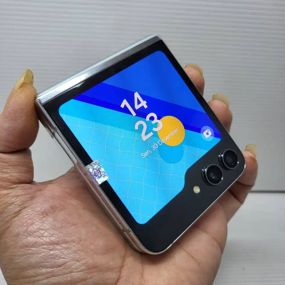 FULLSET MULUS 99% SAMSUNG GALAXY Z FLIP 5 MINT 8/256 EX SEIN