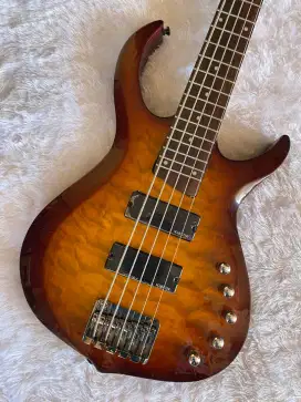 Bass marcus miller 5st preamp aktif