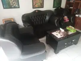 Meja TV Kayu Meranti dan Sofa Set