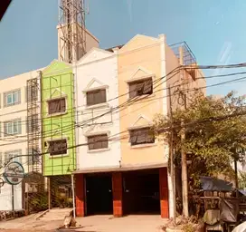 sewa ruko muara karang di pinggir jalan raya