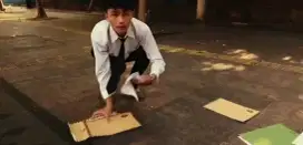 Mencari lowongan pekerjaan