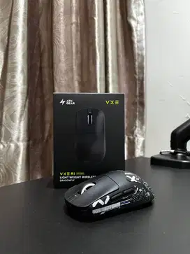 VGN VXE R1 SE+ Gaming Mouse
