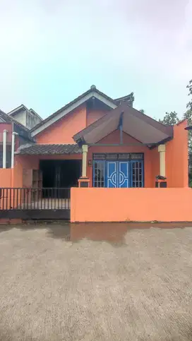 Rumah sewa di kersan dekat upy dan umy