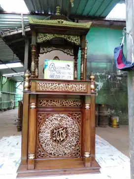Mimbar masjid kuba ukiran kaligrafi full kayu jati