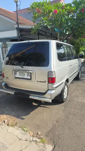 Kijang LGX 2,0 fi