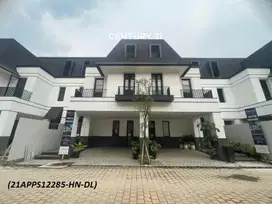 Rumah Baru 3 Lantai Dekat Dengan Pintu TOL  Pondok Indah Mall
