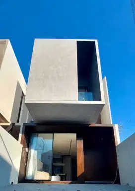 Rumah Baru Siap Huni di Pusat Kota di Mojoarum Surabaya
