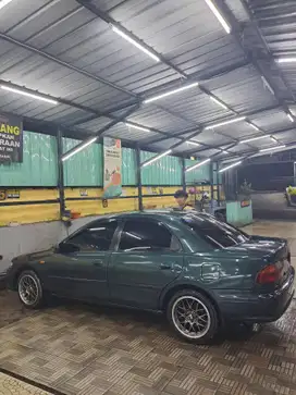 Mazda 323 1998 Bensin