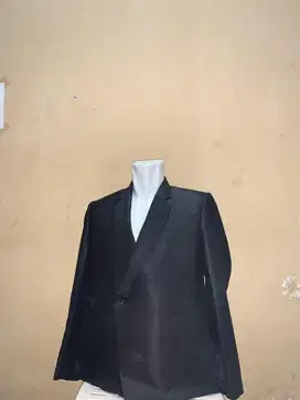 Jas Lengan panjang warna hitam