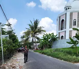 Dekat Stadion maguwo, Peruntukan Homestay, Akses Luas