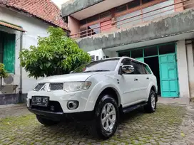Jual cepet Pajero Sport Dakar 2012 plat L pajak gress pcd fortuner