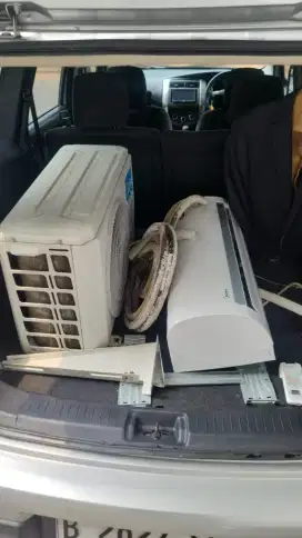 Service AC bongkar pasang AC tukang AC panggilan isi freon AC