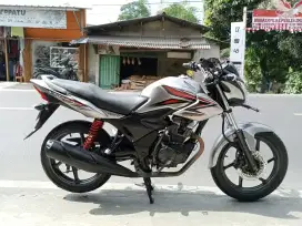 HONDA VERZA 150 WARNA PERAK MOTOR BEKAS BERKUALITAS