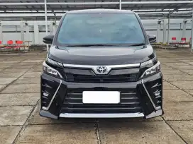 Voxy 2.0 at 2018 hitam km 52 ribuan
