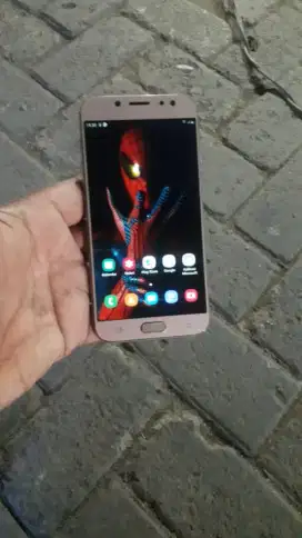 Samsung j7 pro 3/32