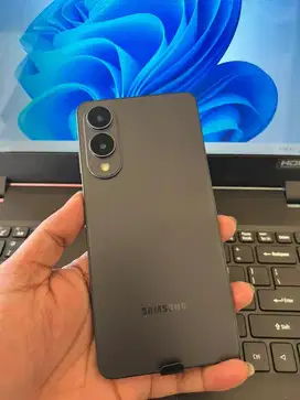 Samsung s25 edge 12/512 gb pemakaian 1 bulan
