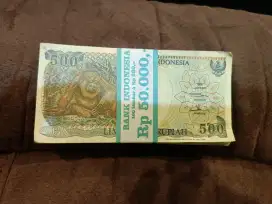 Uang 500 orang utan