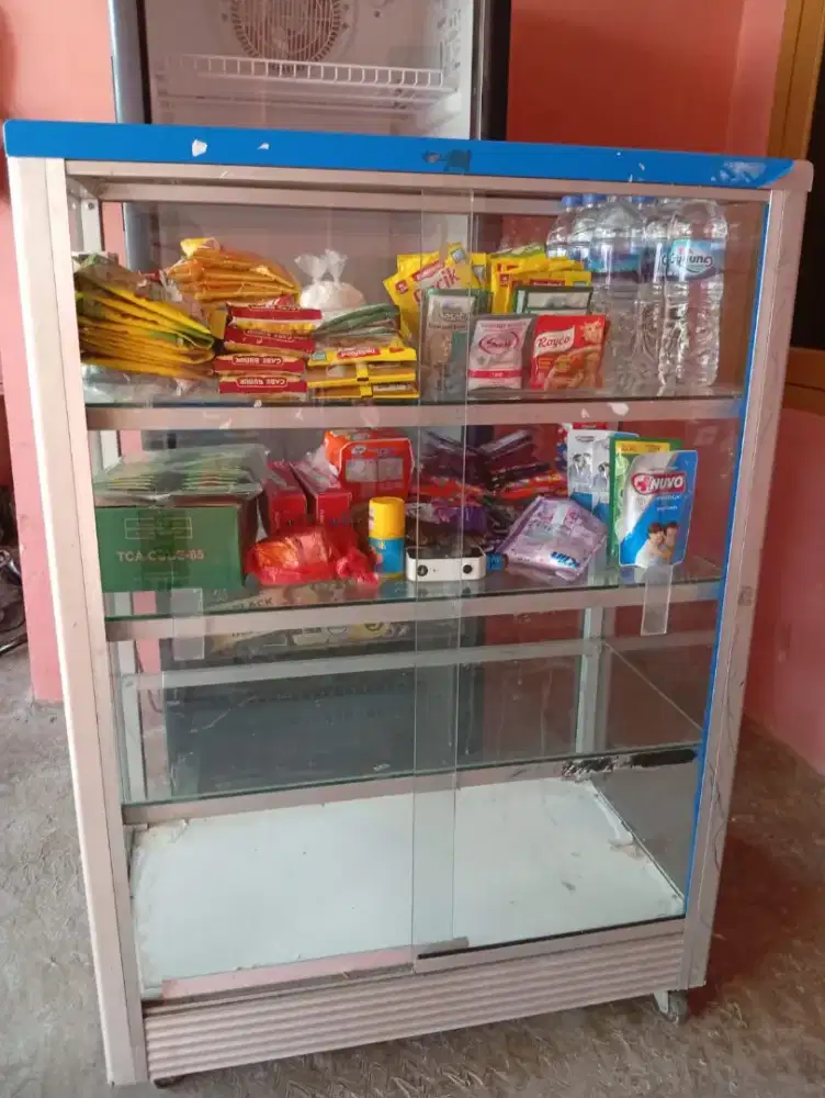 Etalase bekas jualan warung,baca deskripsi