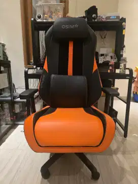 Di Jual Kursi Pijat Gaming OSIM uThrone V LIKE NEW
