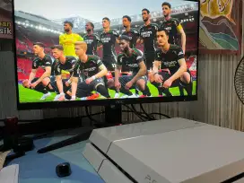 PS4 ORI 500 GB  white