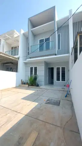Jarang Ada! Rumah Minimalis di Jalan Utama Imperial Gading
