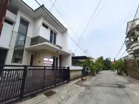 Dijual rumah 2lt di Taman Galaxy, Bekasi  Selatan