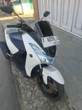Yamaha Lexi putih