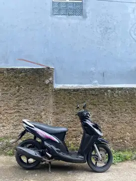 Yamaha mio garnis 2011