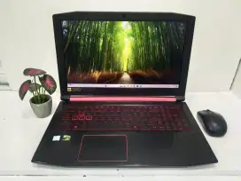 Acer Nitro 5 AN515-55
Ci5 8300H
Ram 8Gb
SSD 256GB 
GTX 1050 4Gb
15 FHD