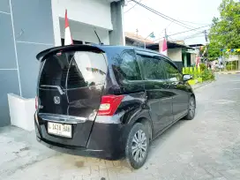 Honda New Freed Type E PSD Facelift (Type Tertinggi) 2012 Automatic