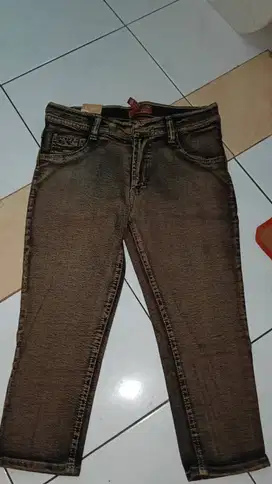 Celana Pendek Wanita