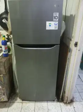 Di jual cepat Kulkas LG 2 pintu