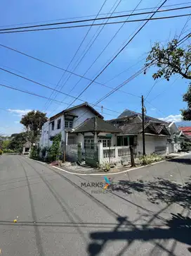 Dijual rumah jalan gunung gunung daerah Tidar Malang