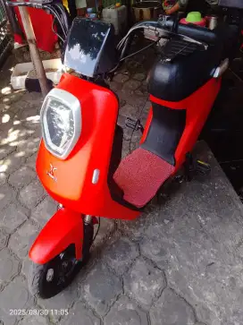 Sepeda listrik Uwinfly m60