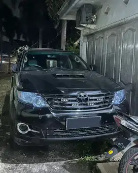 MURAH CASH. NIK 2015 Toyota FORTUNER VNT Diesel g trd vrz pajero