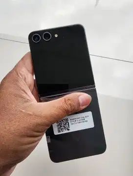 Z flip 5 8/512gb fullset ori resmi sein minus tompel manja kyk foto