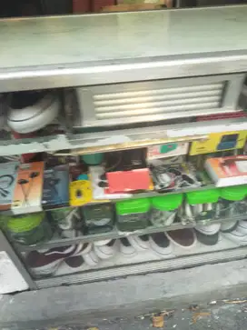 Etalase 1mx80cm 4 tingkat