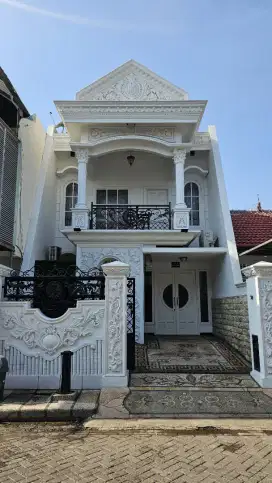 Rumah pakuwon city mutiara 2 lanfai