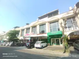 Ruko Grand Sungkono Sewa Strategis Murah