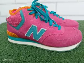 Sepatu Nb 574 wanita
