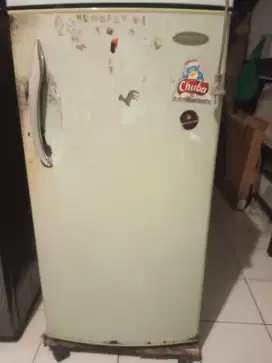Dijual cepat kulkas general 1 pintu