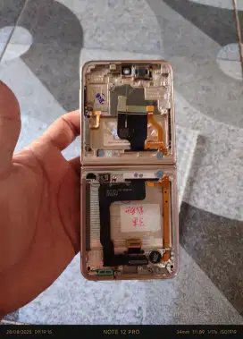LCD hp samsung flip z 4