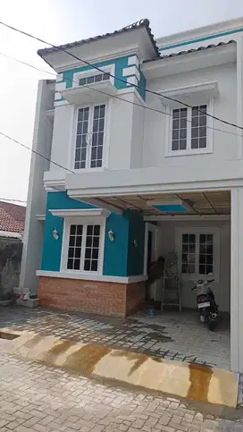 3 Lantai mewah Cluster Beji Depok