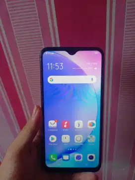 Vivo y17 ,ram 4/128 , minus pemakaian cewek selebihnya aman.