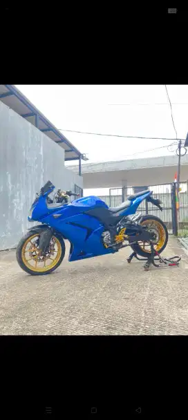 DIJUAL KAWASAKI NINJA 250 KARBU TAHUN 2011