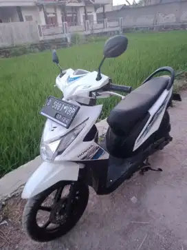 Jual Honda beat tahun 2014