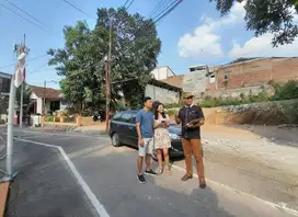 Rumah depan SPBU Pamularsih design modern Tengah Kota